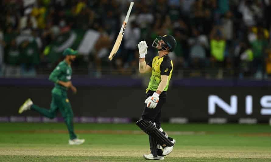 David Warner reacts to being dismissed