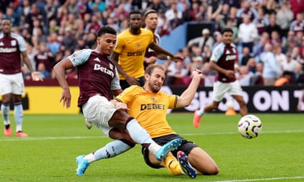 Ollie Watkins scoring a goal for Aston Villa against Wolves to make it 1-1