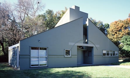 Both complex and simple ... Venturi’s mother’s house in Philadelphia.