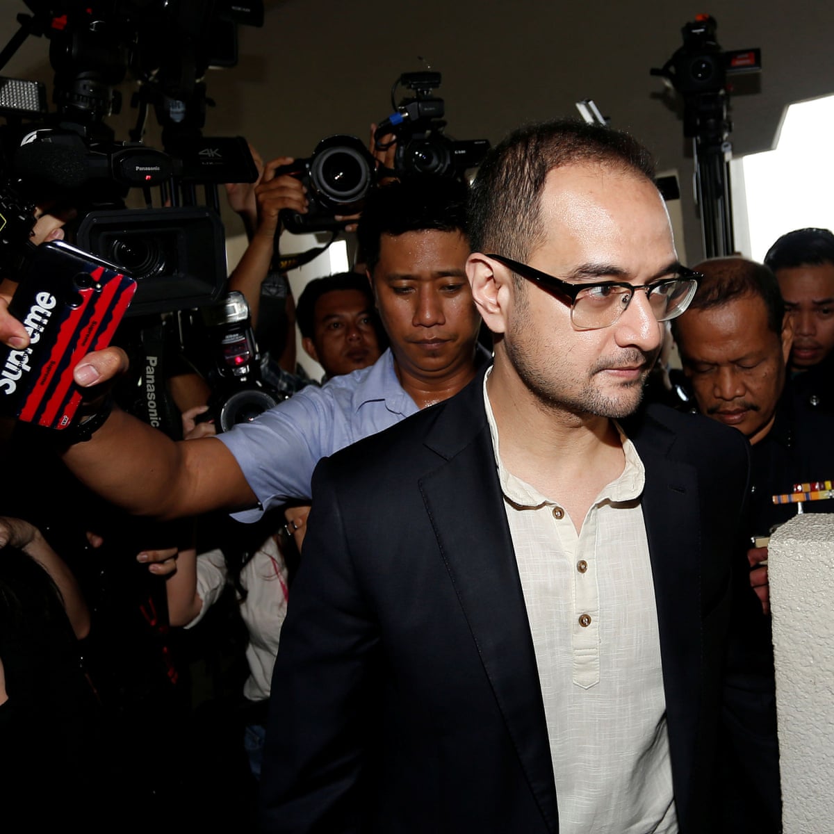 The Wolf Of Wall Street Short Skirts Clip Video Dailymotion