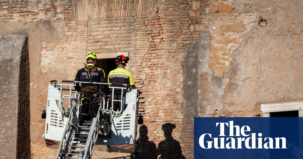 Manslaughter inquiry opened after death of worker in Rome tower collapse