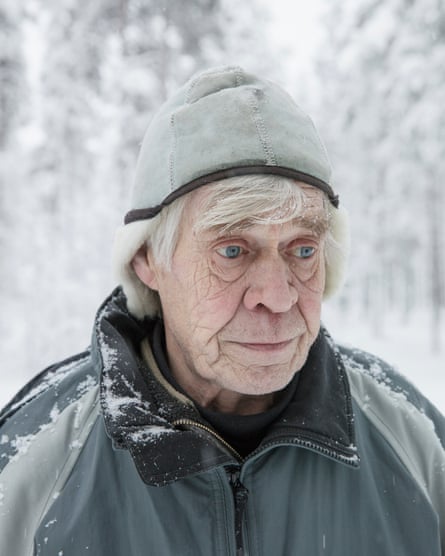 Retired biologist Timo Helle is campaigning against a new mine in an EU-protected nature reserve in Viiankiaapa.