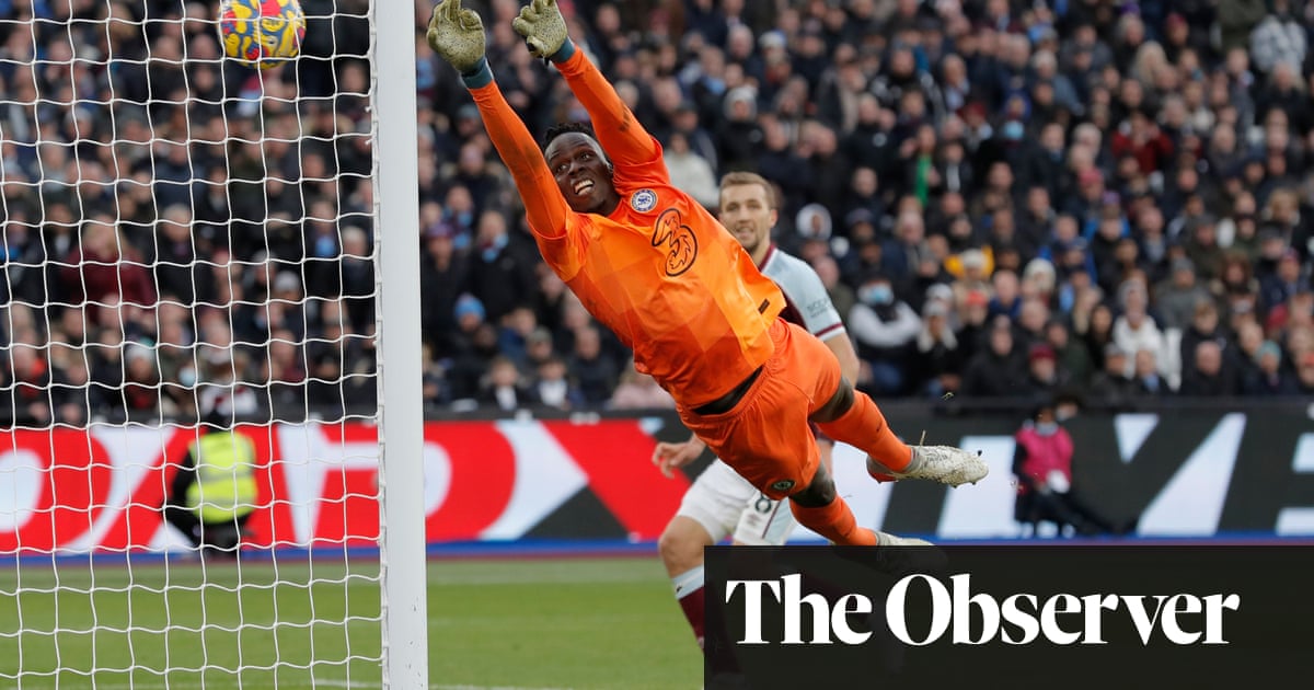 Arthur Masuaku’s late fluke completes West Ham’s comeback win over Chelsea