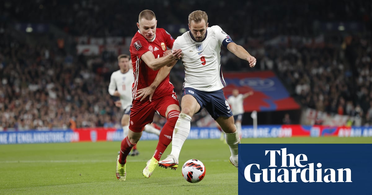 England fail to ignite at Wembley and Scotland leave it late – Football Weekly