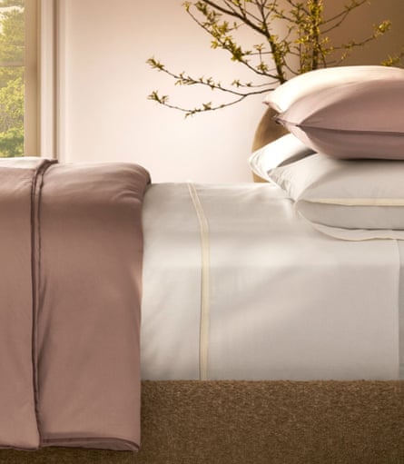Boll & Branch Framed Organic Cotton Percale Sheet Set