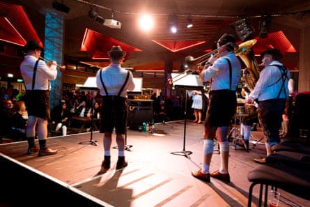 Orchestra of the Age of Enlightenment in Bavarian costume at Classical Mixtape