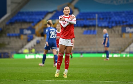 Olivia Smith of Arsenal celebrates scoring