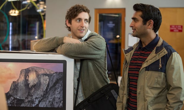 Thomas Middleditch as Richard and Kumail Nanjiani as Dinesh in Silicon Valley