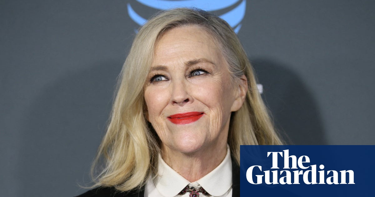 ‘One of the greatest comic talents’: tributes paid to actor Catherine O’Hara