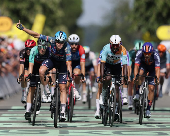 Tim Merlier seals back-to back Tour de France stage wins after Slock’s big effort sags late on