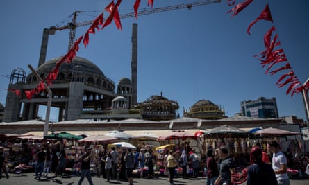 Construction continues on Istanbul’s new Taksim Mosque. But locals say residential construction has stopped as a result of financial uncertainty.