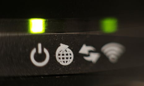 Broadband internet router