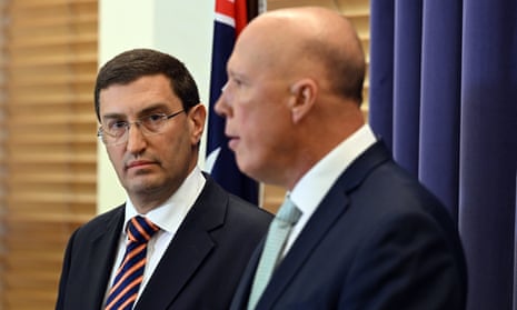 Australia news live: warning over ‘insidious’ new ATO scam, economists say interest rate hikes risk recession | Australian politics Julian Leeser and Peter Dutton.