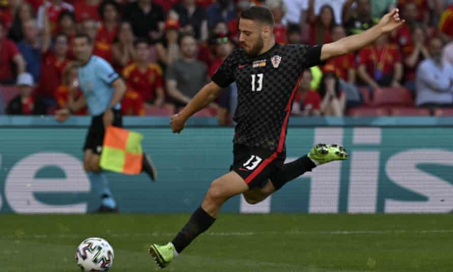 West Ham close to sealing €30m deal for CSKA Moscow playmaker Nikola Vlasic | West Ham United | The Guardian