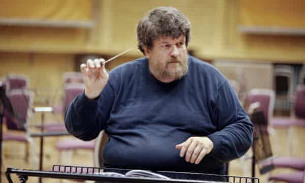 Oliver Knussen conducts the Birmingham Contemporary Music Group in rehearsal in 2006 at the CBSO Centre, Birmingham.