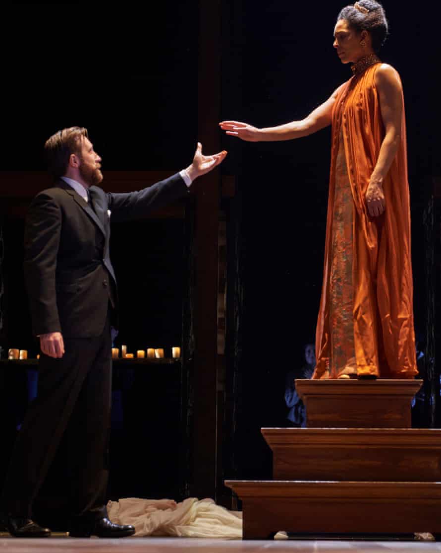 Joseph Kloska and Kemi-Bo Jacobs as Leontes and Hermione.
