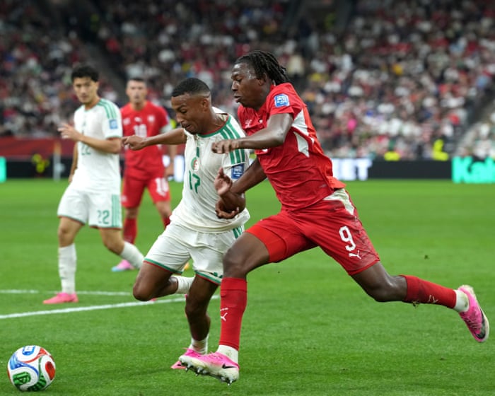Manzambi dazzles as Switzerland cruise into last 16 with win over Algeria