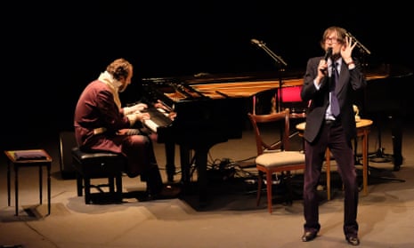 Chilly Gonzales - Music is Back (Live) 
