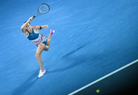 A big forehand from the baseline from Aryna Sabalenka to Elena Rybakina.
