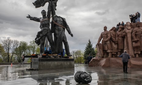 Kyiv dismantles ‘Friendship of the Peoples’ statue erected in 1982 to symbolise ties between Ukraine and Russia.