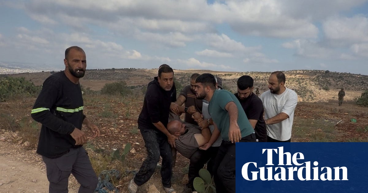 IDF soldier filmed shooting Palestinian in leg amid West Bank settler standoff