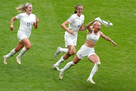 Chloe Kelly and the Lionesses.