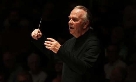 After almost a quarter century, conductor and orchestra have become a finely honed machine … Mark Elder.