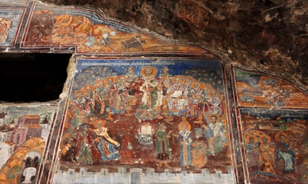 Byzantine frescoes on the exterior walls of the main church (a ‘cavechurch’) of Sumela monastery.