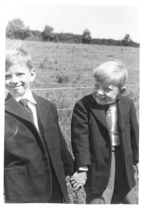 Allan Jenkins de la Parcela 29: 'la Jardinería ha sido mi terapia" - El Guardián 3 The Jenkins brothers, Devon, 1959