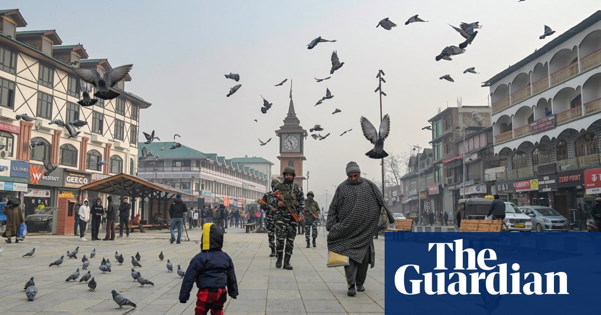 Върховният съдия казва че правителството не е превишило правомощията си