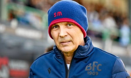 Sinisa Mihajlovic during the Serie A match between Venezia and Bologna at the Pier Luigi Penzo stadium in Venice, Italy