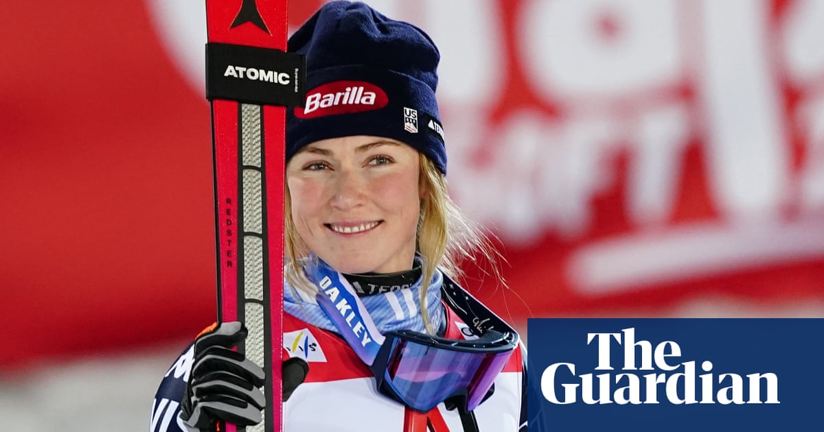 Mikaela Shiffrin storms back to win her sixth straight World Cup slalom