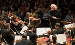 Rapport … Simon Rattle leads the Berliner Philharmoniker in London.