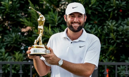 Scottie Scheffler with the Players Championship trophy