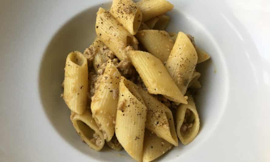 Pâtes aux noix à l'Osteria da Pampo