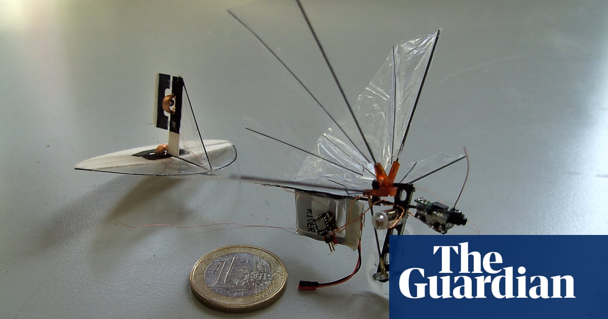 Robotic bees could pollinate plants in case of insect apocalypse
