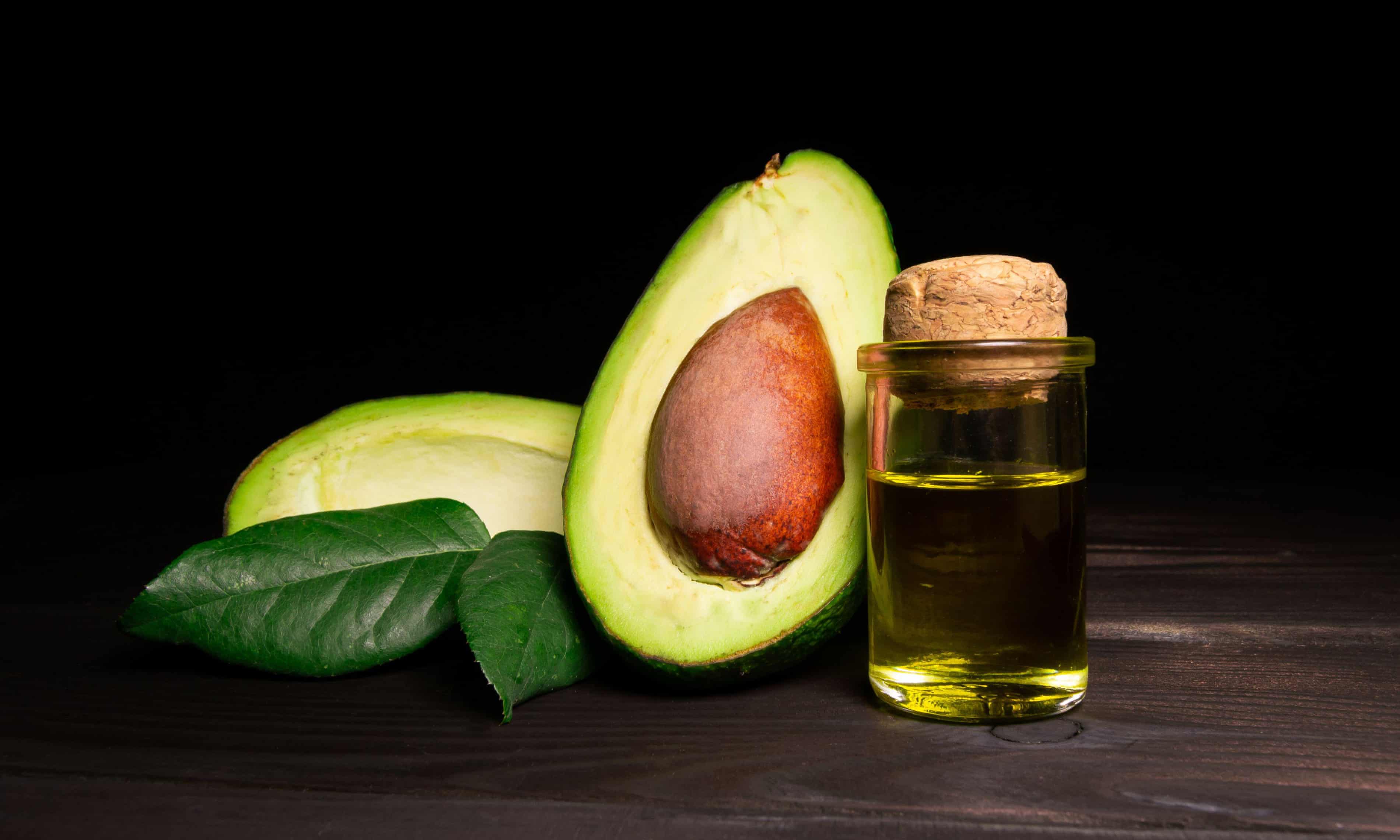 Ulei de avocado și valoarea sa nutrițională în preparate reci și remedii naturale | sursa foto: The Guardian Ulei de avocado și valoarea sa nutrițională în preparate reci și remedii naturale | sursa foto: The Guardian