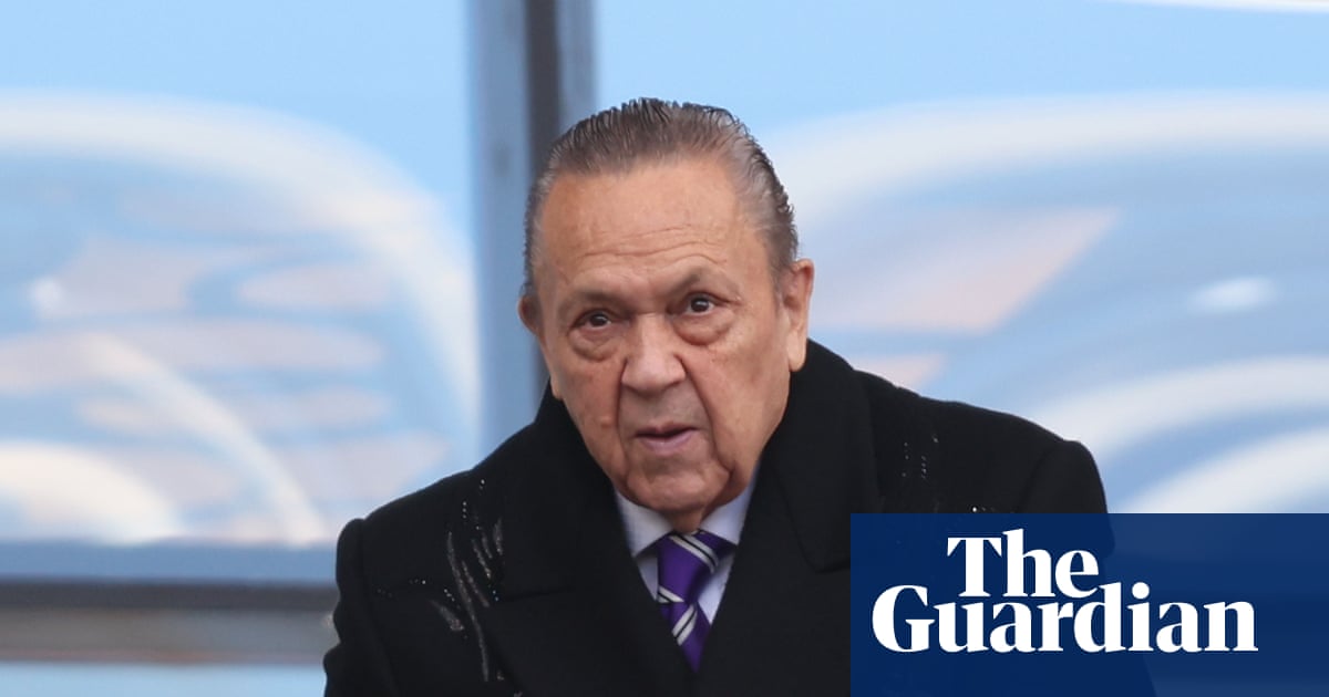 David Sullivan steps down at West Ham to fight claims about private life David Sullivan steps down at West Ham to fight claims about private life