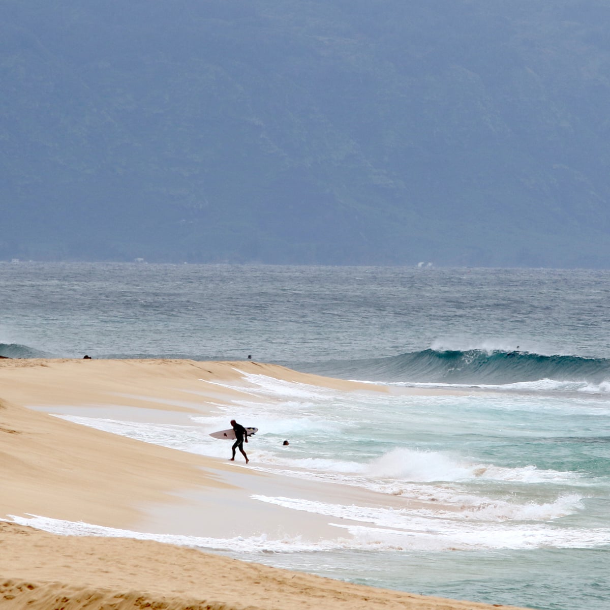 Hawaii Avoided A Coronavirus Spike But Its Tourist Economy Is Shattered Hawaii The Guardian