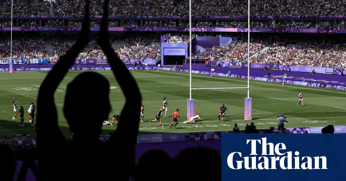 Record Attendance at Women's Rugby Sevens in Paris