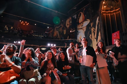 people clap