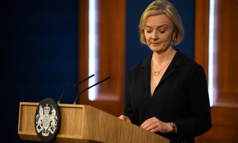 Liz Truss holds a press conference at Downing Street on Friday after the sacking of Kwasi Kwarteng as chancellor