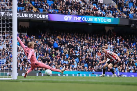 Omar Marmoush scores