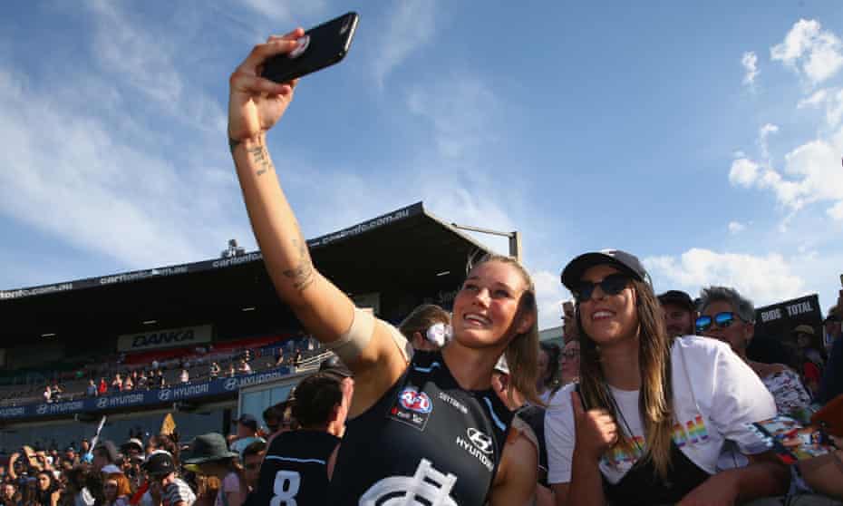 Fan engagement in the AFLW
