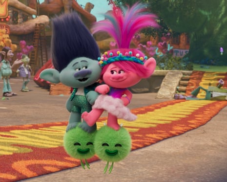 (from left) Branch (Justin Timberlake) and Poppy (Anna Kendrick) in Trolls Band Together.