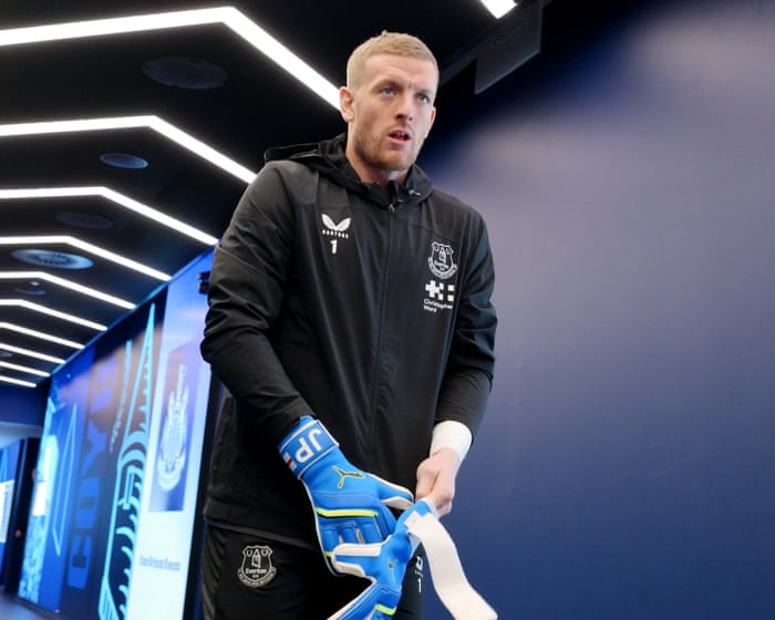 Everton v Newcastle: Carabao Cup fourth round – live