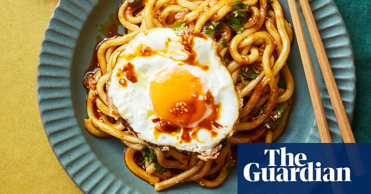 Chilli oil udon and salmon salad: Justin Tsang's speedy noodle recipes for one