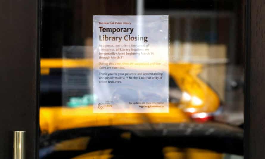 A ‘temporary closing notice’ posted on the Columbus Library on Tenth Avenue in New York, New York.