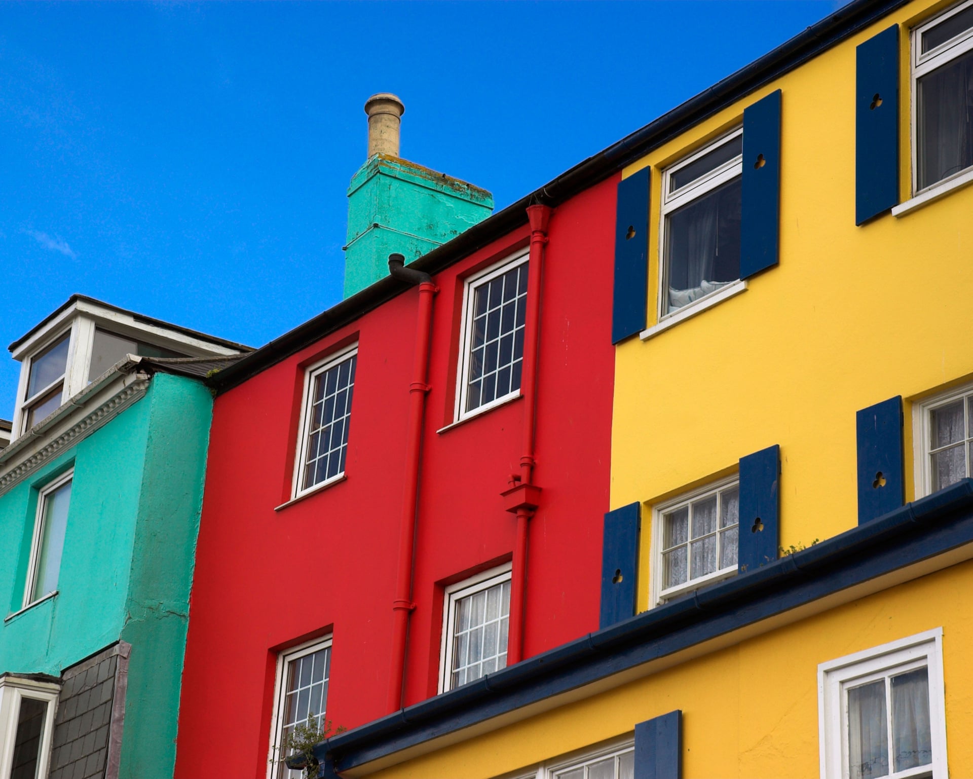 Photo: Theguardian Average five-year fixed mortgage rate hits 6% for first time in three years