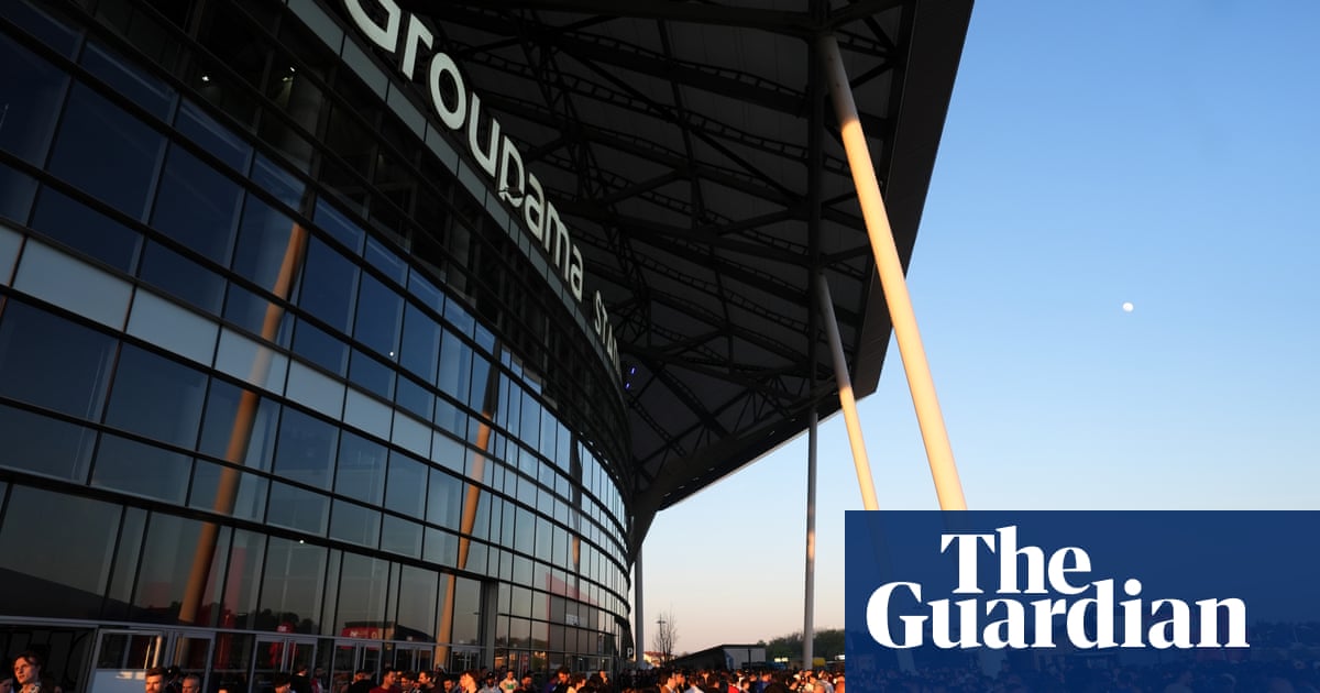 Manchester United investigate fan treatment after teargas incident in Lyon